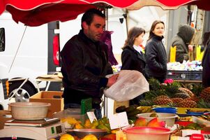 Marché hebdomadaire du dimanche