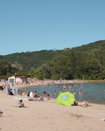 Espace baignade du Wam Park de Condrieu